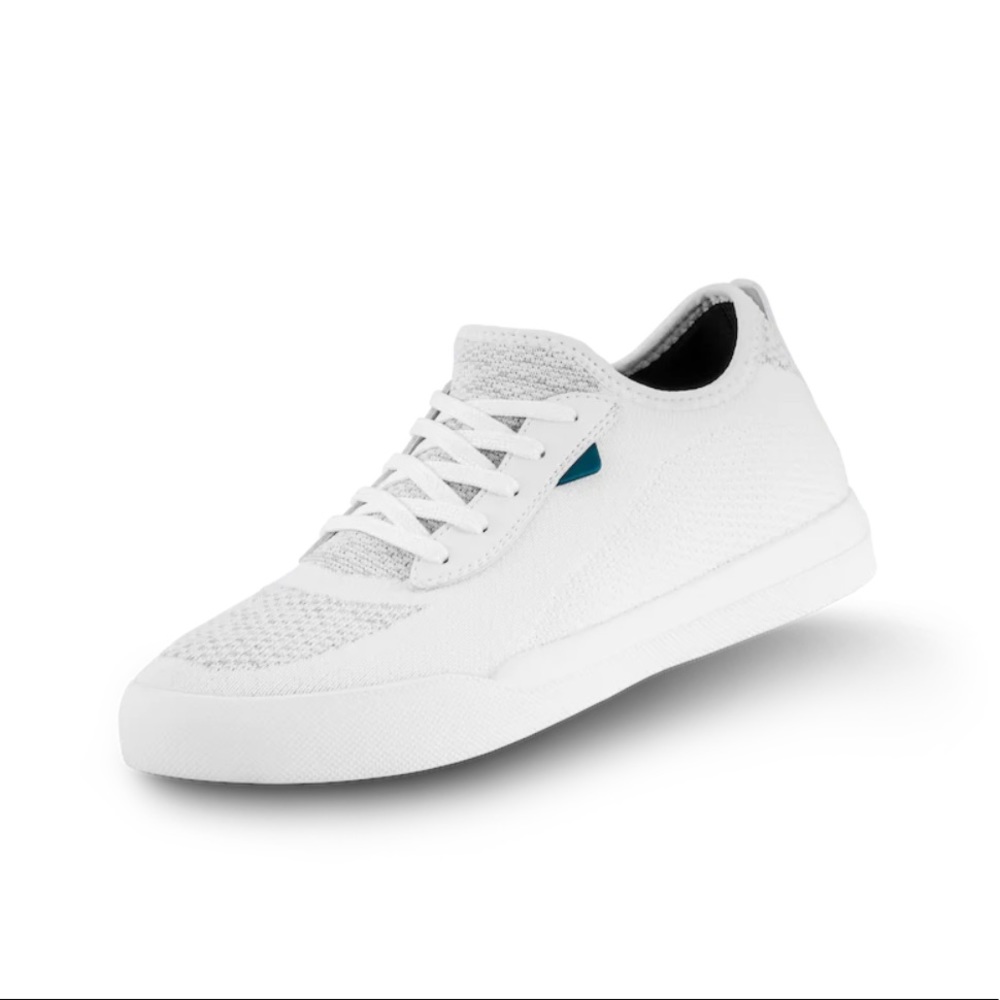 Vessi waterproof sneakers — the Weekend — white — womens 6